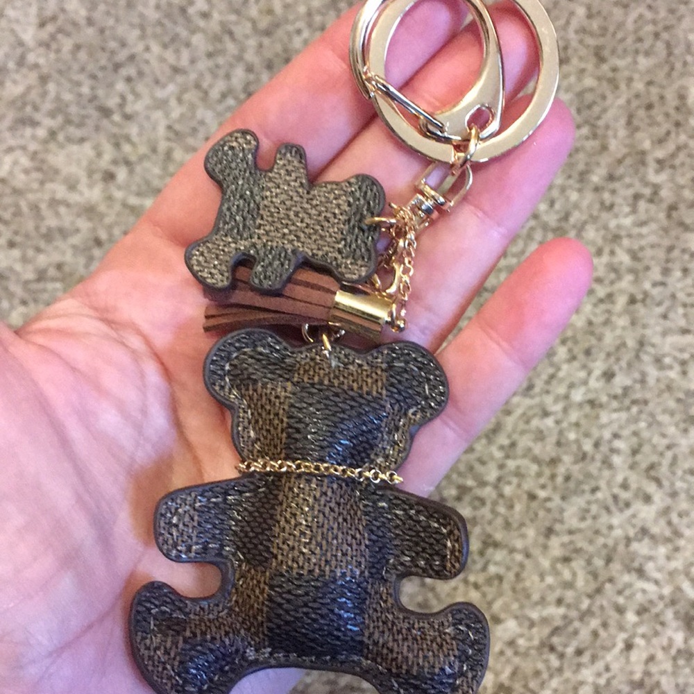 Checkered plaid bear Scottie dog tassel keychain - Picture 4 of 5